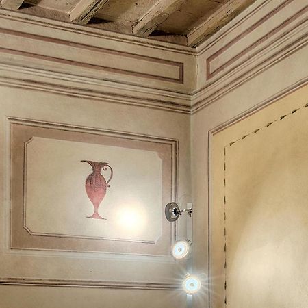 Bed and Breakfast Residenza D'Epoca Le Aquile Siena Exterior foto