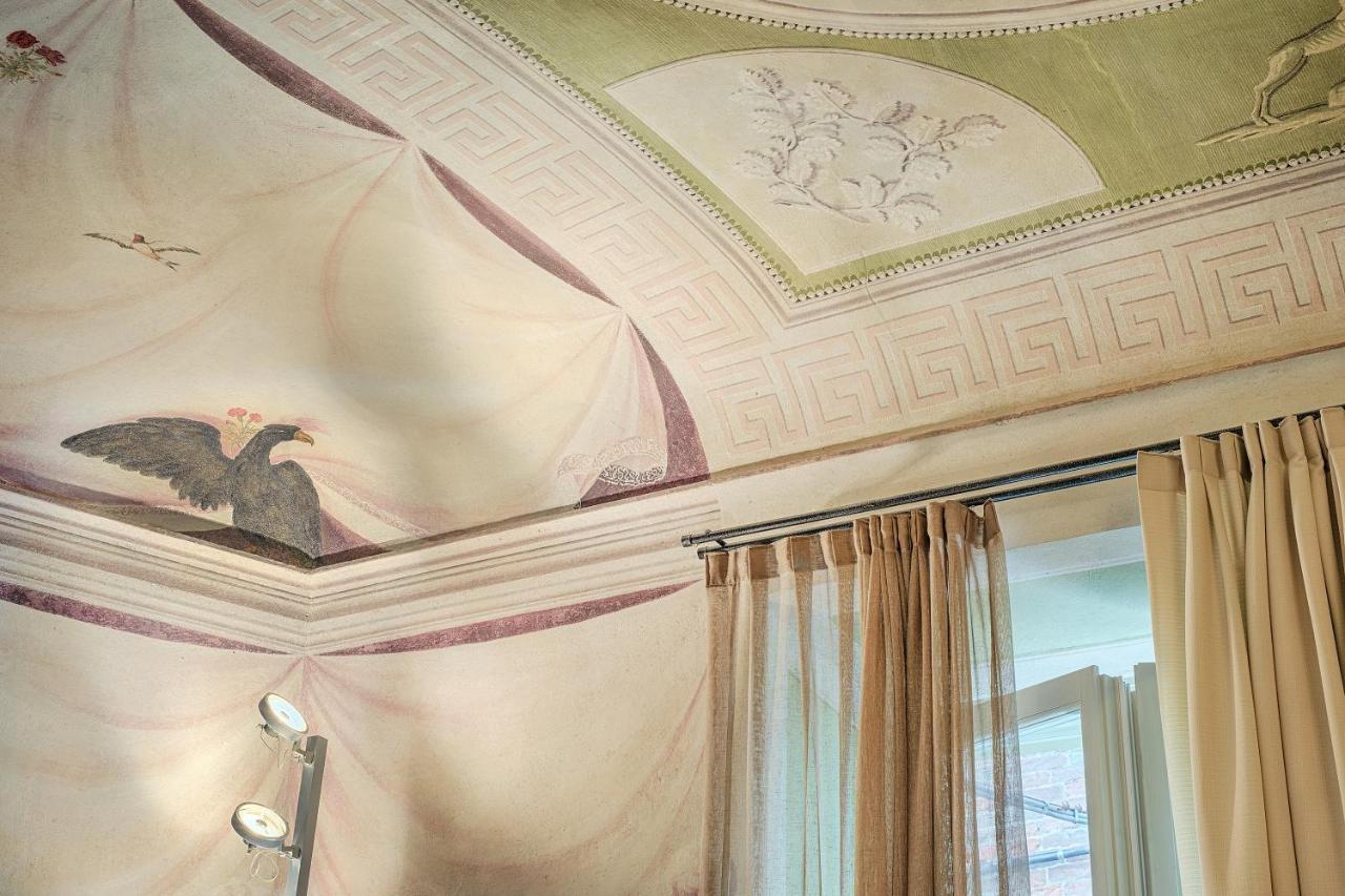 Bed and Breakfast Residenza D'Epoca Le Aquile Siena Exterior foto