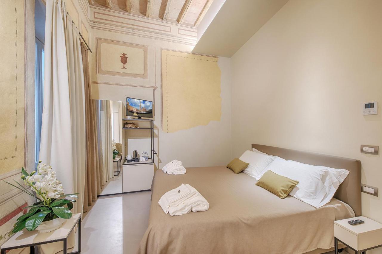 Bed and Breakfast Residenza D'Epoca Le Aquile Siena Exterior foto