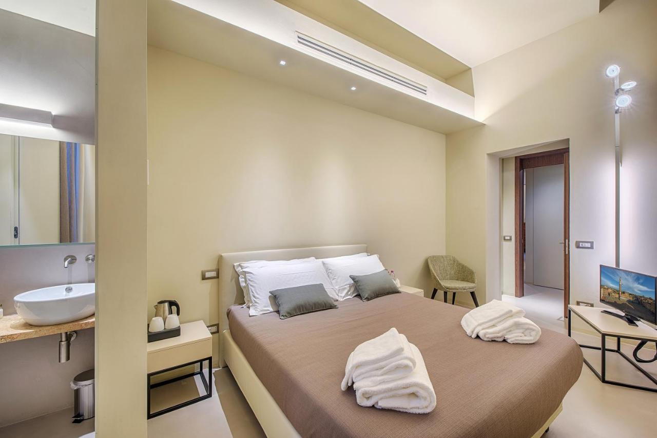 Bed and Breakfast Residenza D'Epoca Le Aquile Siena Exterior foto